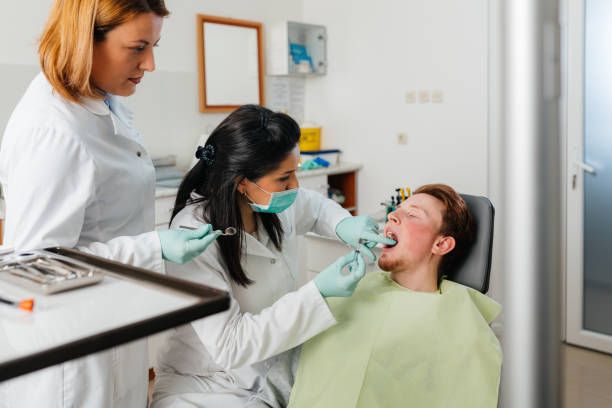 Best Emergency Gum Treatment in Holt, MI